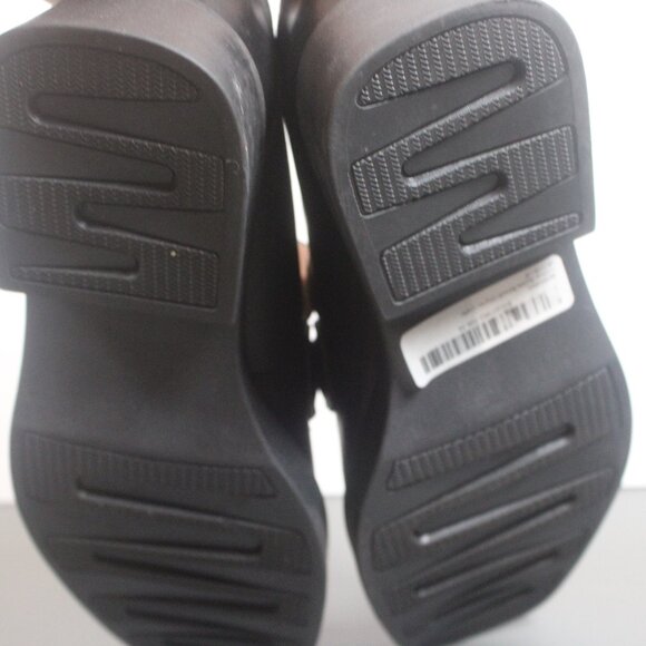 Men's Black Leather Loafers with Gold Accent Size 6 - Picture 10 of 11